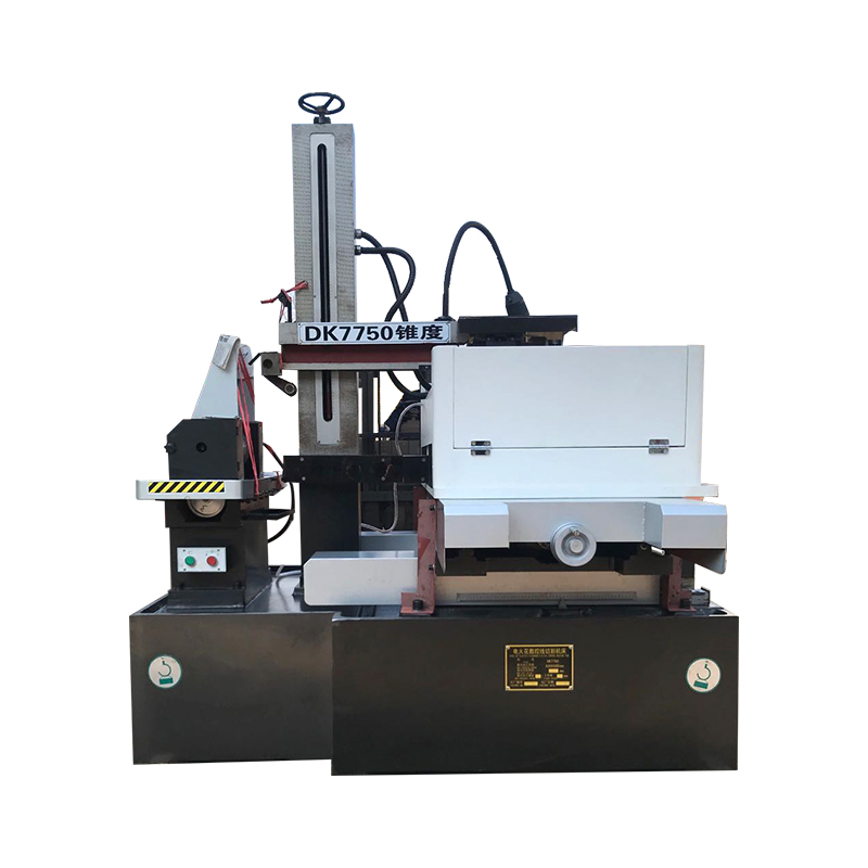 DK7750±30°AZ大型テーパーメンテナンスクリーCNC EDM高速ワイヤー切断機